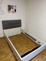 Bettrahmen 120x200 schönem Kopfteil 