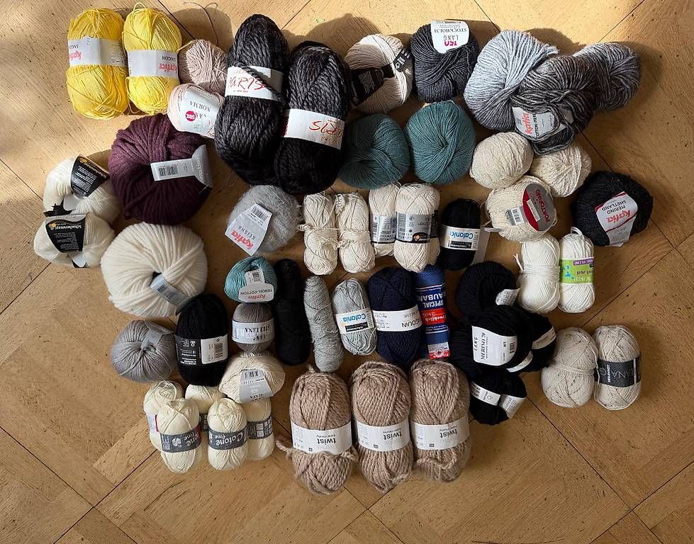 Lana: 35-Liter-Sack voller Wolle & Garne – Usato da Basel venduto da Lemon_4