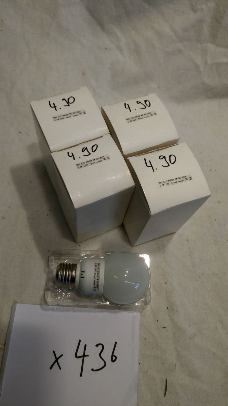 Lampade: 4x LED Glühbirne E27 4.5W (x436) – Nuovo (secondo la descrizione) da Däniken SO venduto da Profog1 2