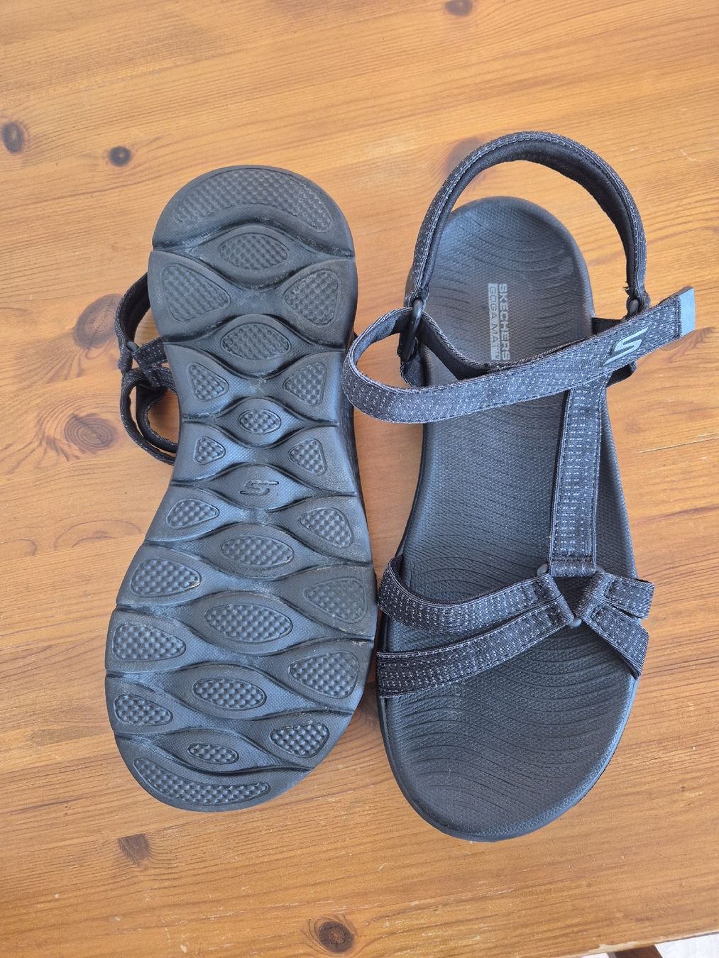 Skechers Scarpe da donna: Sketchers Sandale Grösse 39  – Usato da Urdorf venduto da sulsenad 1