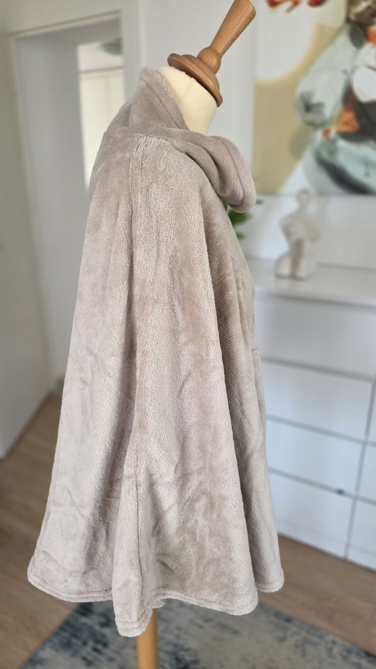 Altro in Moda donna: Poncho en "Piloupilou" TU – Nuovo (secondo la descrizione) da Cheyres venduto da Karine-Schweiz 2