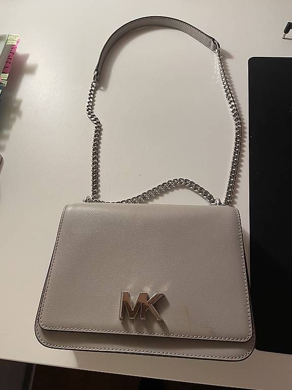 Borse da donna: Michael Kors Tasche grau mit Silber – Usato da Hägendorf venduto da jan_8lg5