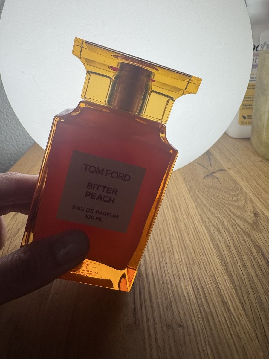 Tom Ford Profumi & Eau de Toilette: Tom Ford Bitter Peach Eau de Parfum 100ml, used – Usato da Zürich venduto da MuchachaJ 1