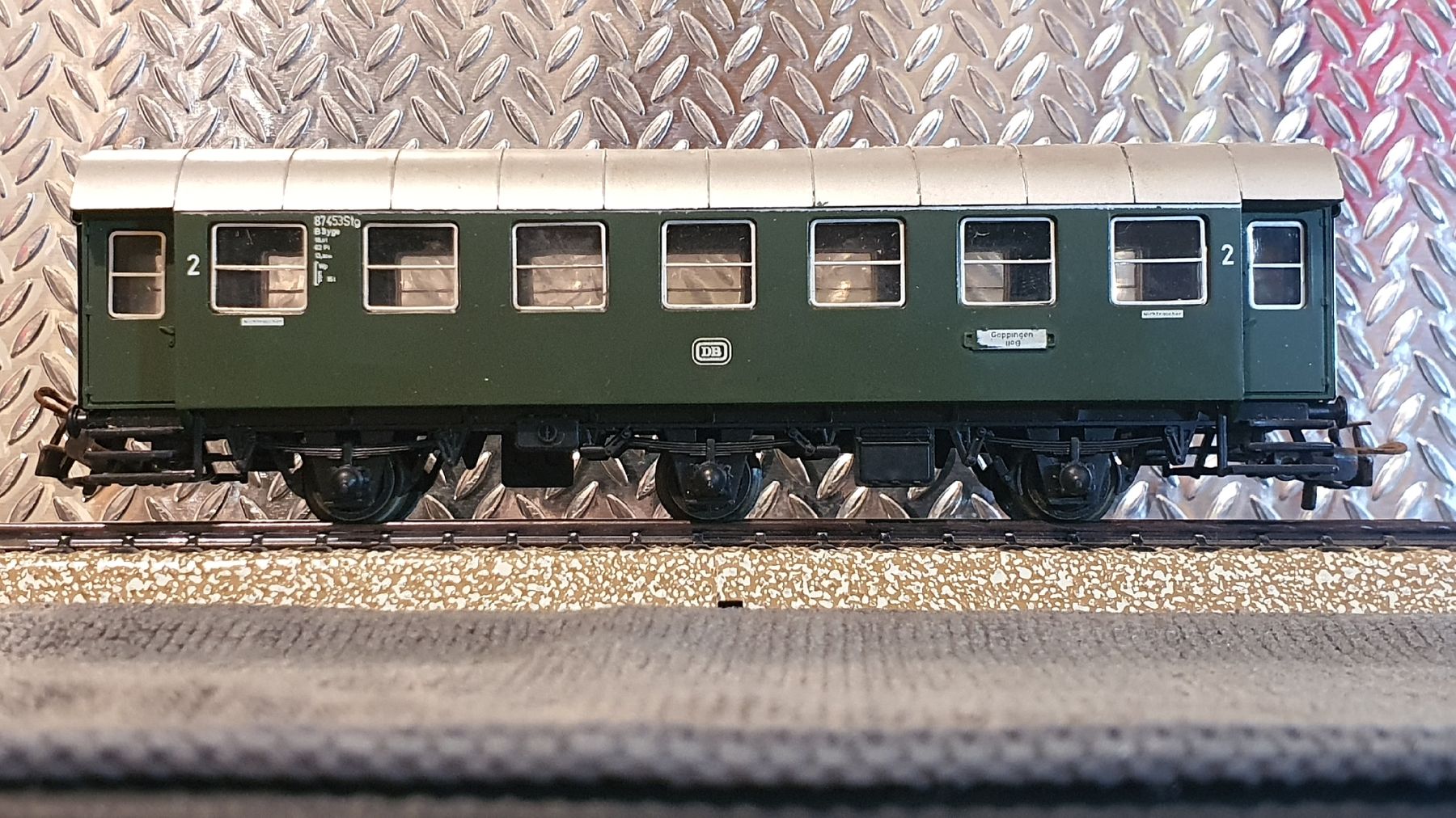Märklin Modelleisenbahnen: MÄRKLIN 4079 PERSONENWAGEN – Gebraucht aus Männedorf von Modellbau-wyss
