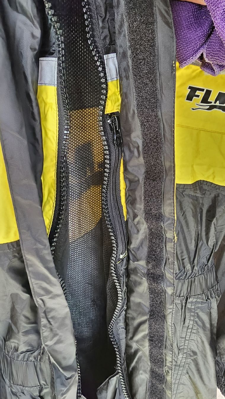 FLM Completi & Tailleur: Damenmotorrad Regenkompi – Usato da Alberswil venduto da nic_kcs7 4