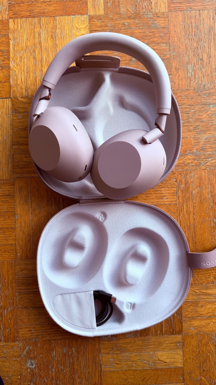 Sony Cuffie: Sony WH-1000XM6 – Usato da Zürich venduto da Carambina78