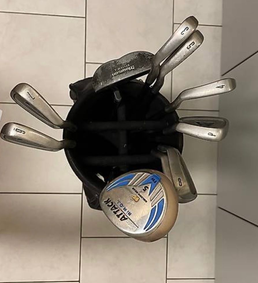 Mazze & Set: Golftasche mit Golfschläger – Usato da Basel venduto da tif_m2h6 2