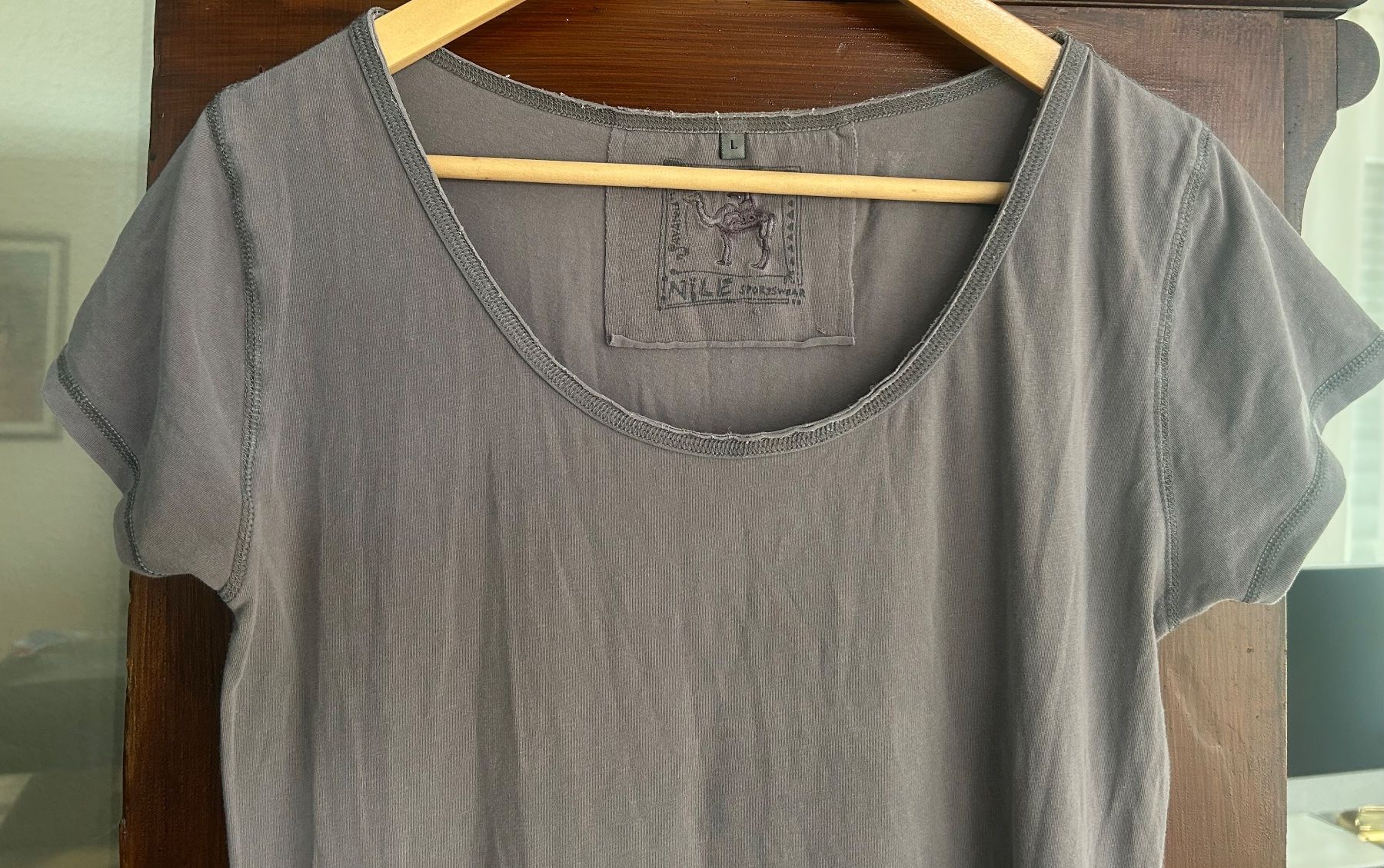 Nile T-shirt: NILE T-Shirt/Kleid – Usato da STUDEN BE venduto da SMIROS