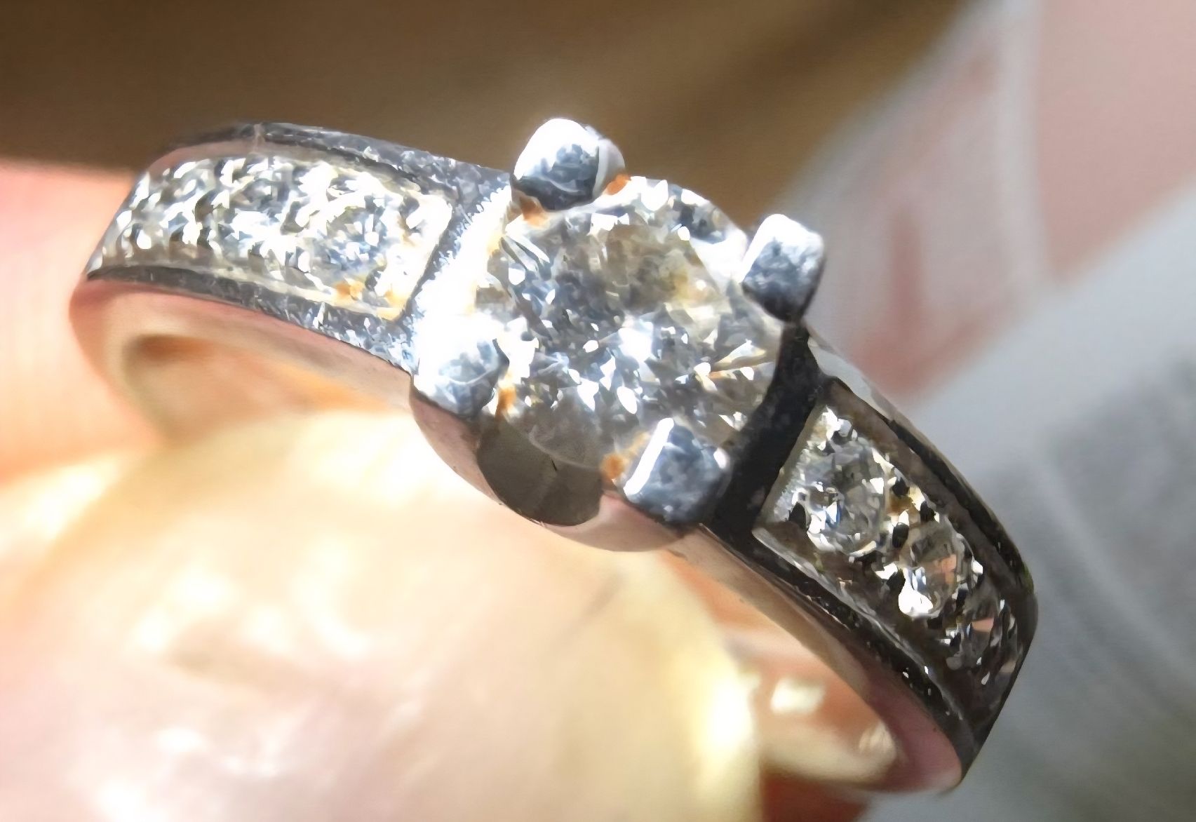 Anelli: Diamantring,  Goldring  – Nuovo (secondo la descrizione) da Zürich venduto da Reni8048 1