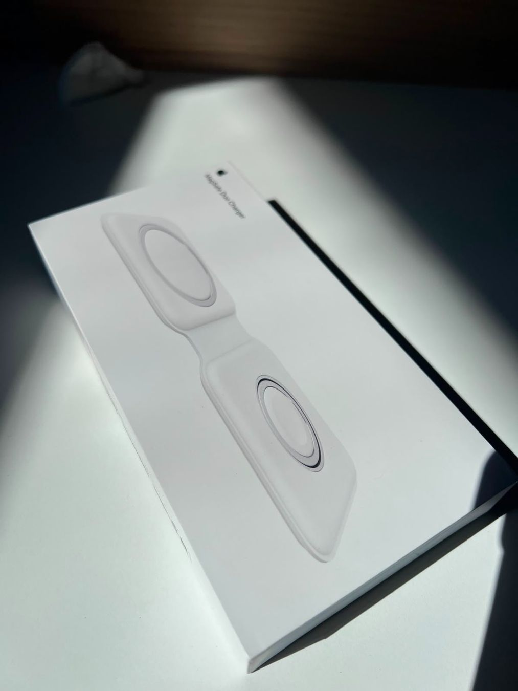 Apple Caricabatterie: Apple MagSafe Duo Charger - originalverpackt – Nuovo (secondo la descrizione) da Würenlos venduto da Ustr