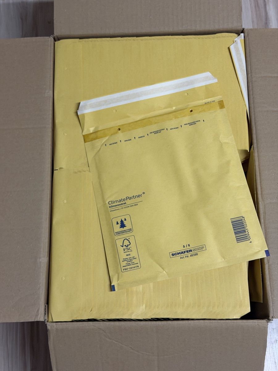 Couverts & Versandtaschen: Luftpolstertaschen – Neu und originalverpackt aus Horw von mizingg