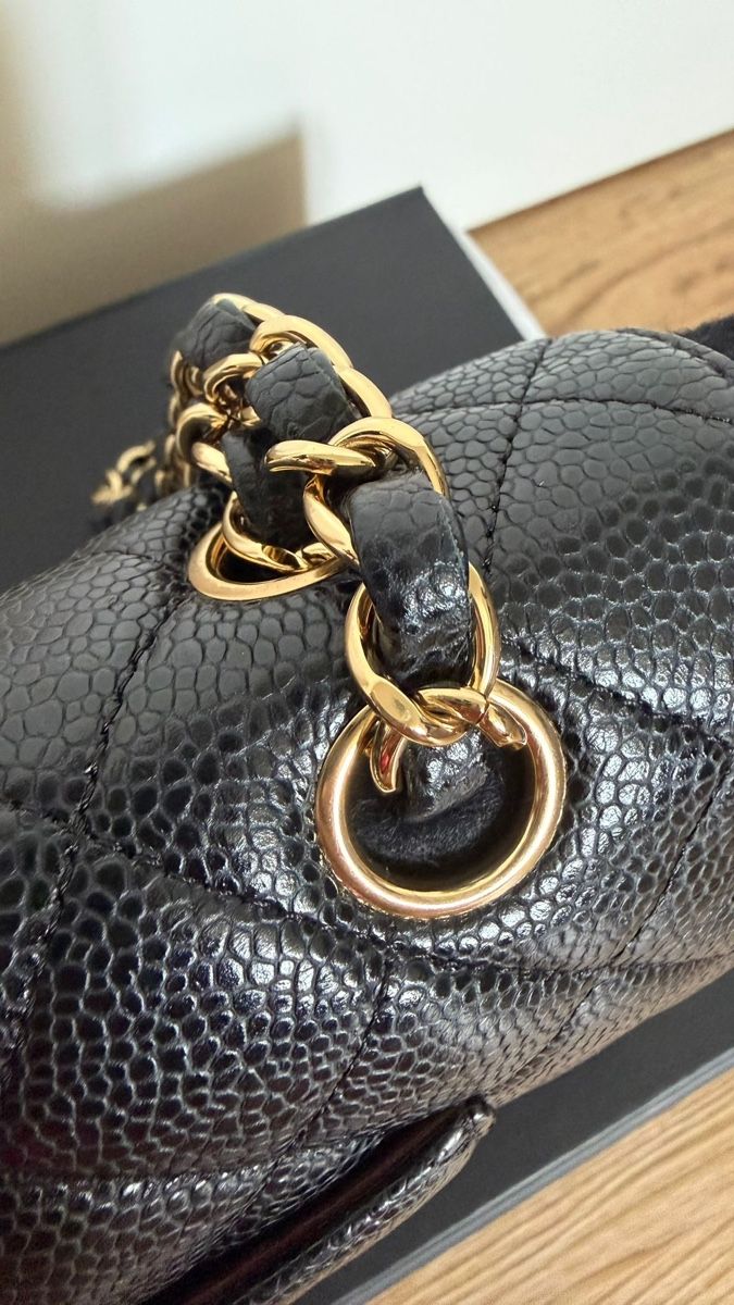 Chanel Borse da donna: Chanel Classic Timeless Medium Double Flap Black Caviar/Grai – Usato da Münchenstein venduto da watchpatrol 3