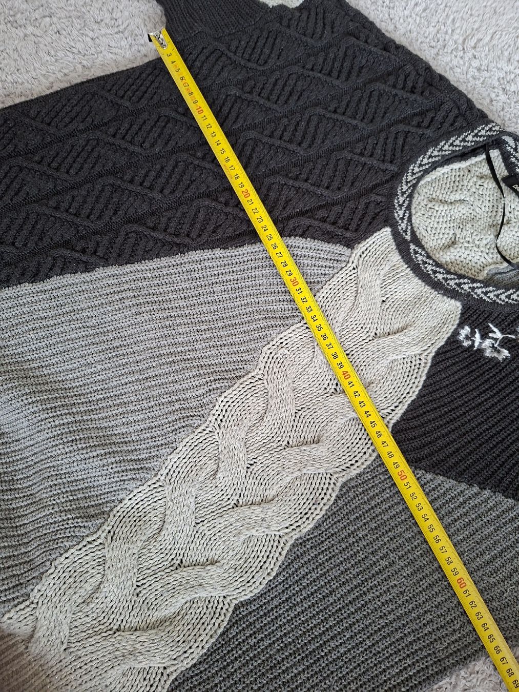 Desigual Pullover & Sweatshirts: Pull Desigual maille torsadée gris multicolore taille XL – Gebraucht aus Renens VD von ser_j2fn 1