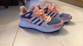 Baskets Adidas rose et bleu état comme neuf