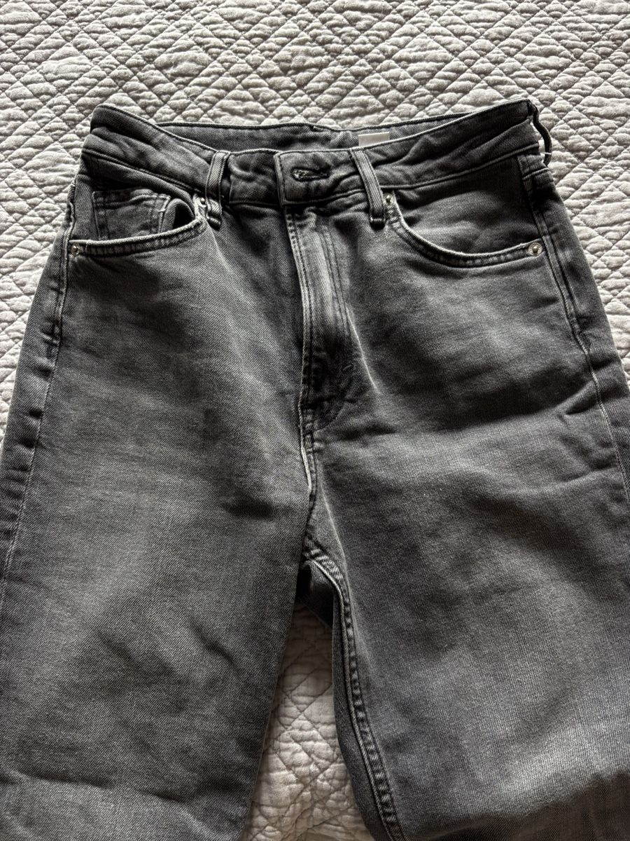H&M Jeans: Jean slim coupe droite gris – Neu (gemäss Beschreibung) aus Lausanne von shabnam.t 2