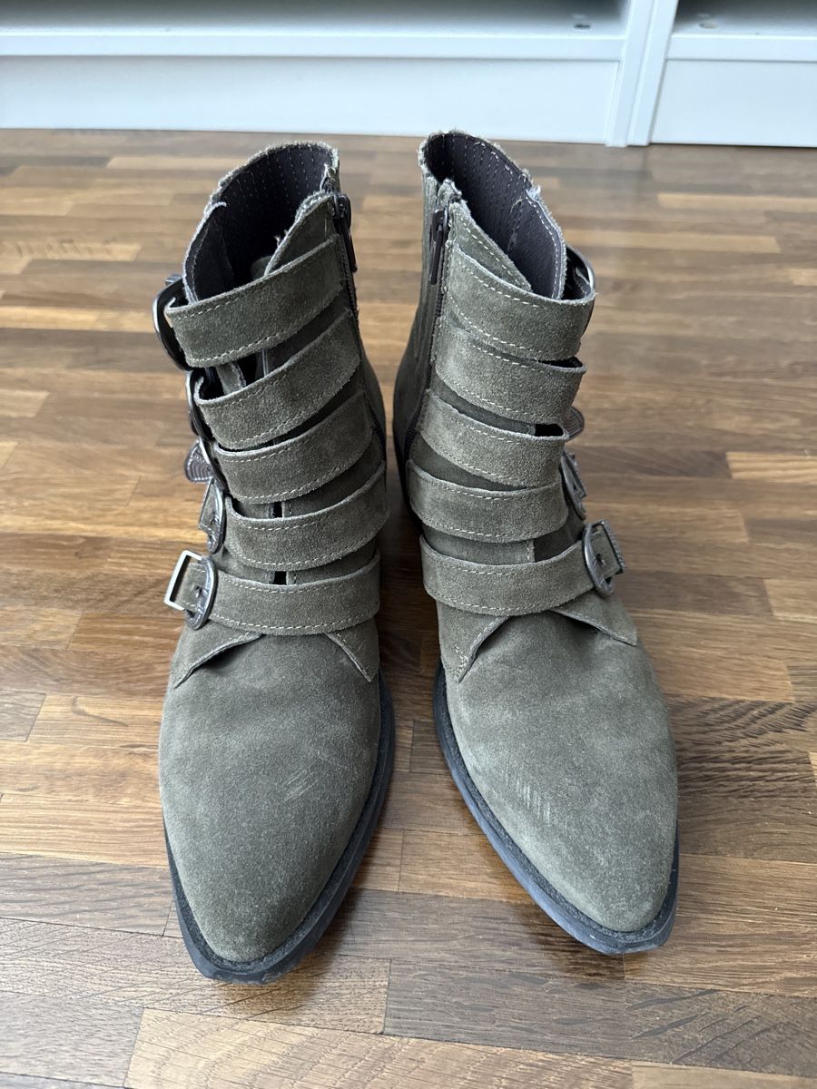 Damenschuhe: Leather biker Boots, Size 39 – Gebraucht aus Zürich von lar_8826 1