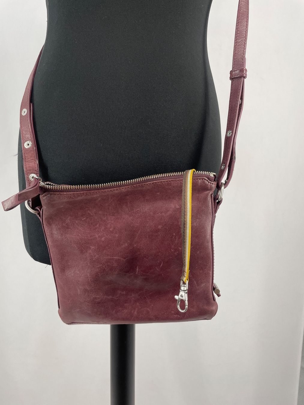 Autres vêtements & accessoires: ECCO sac bordeaux – D'occasion à Lausanne par PlusValue_Lausanne 1