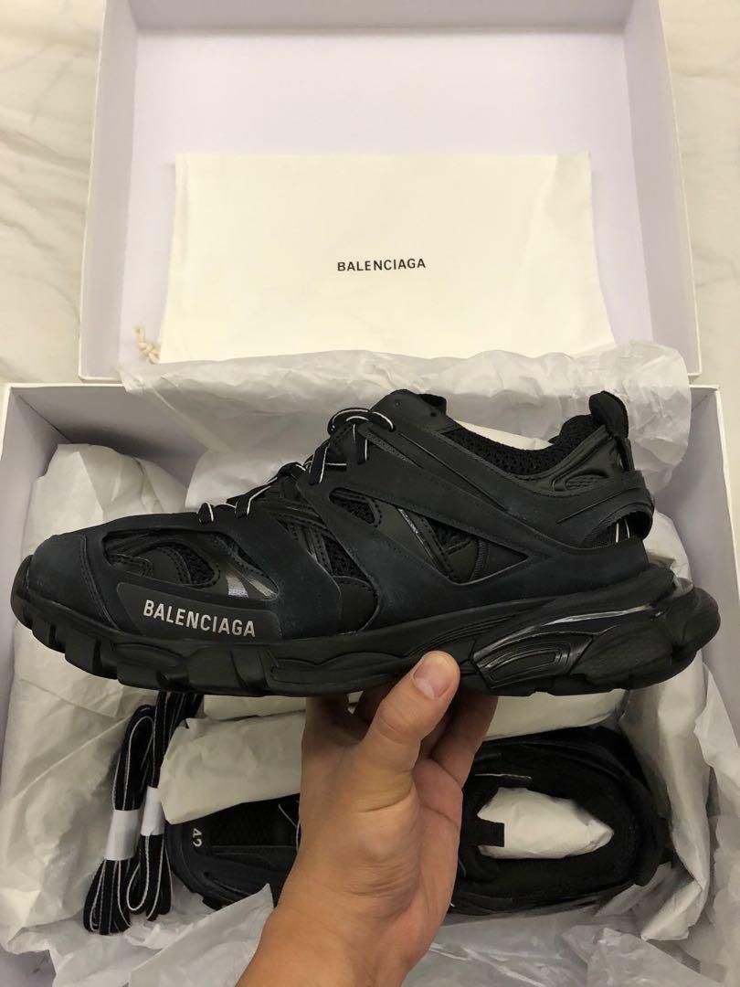 Balenciaga Herrenschuhe: BALENCIAGA Track Sneakers GR/42 – Neu und originalverpackt aus Weinfelden von  5