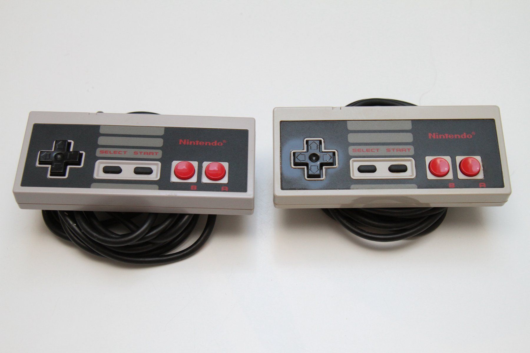 Nintendo Consoles: Nintendo NES mit Spielen – D'occasion à Basel par camelot99 3