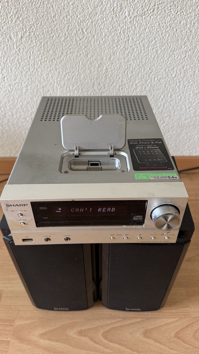 Sharp Lettore multimediale & Streamer: Sharp Hi-Fi Component System XL-HF201 mit iPod-Dock, CH-Vers – Usato da Fällanden venduto da Limousinenswiss 7