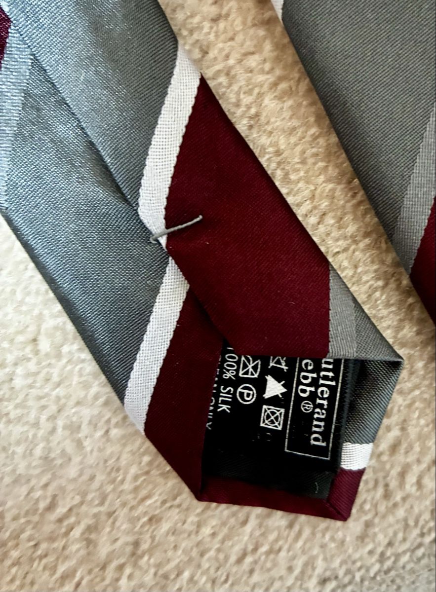 Cravatte: Stylish Rutland Webb 100% Silk Tie – Nuovo (secondo la descrizione) da Schaan venduto da RicX-10 1