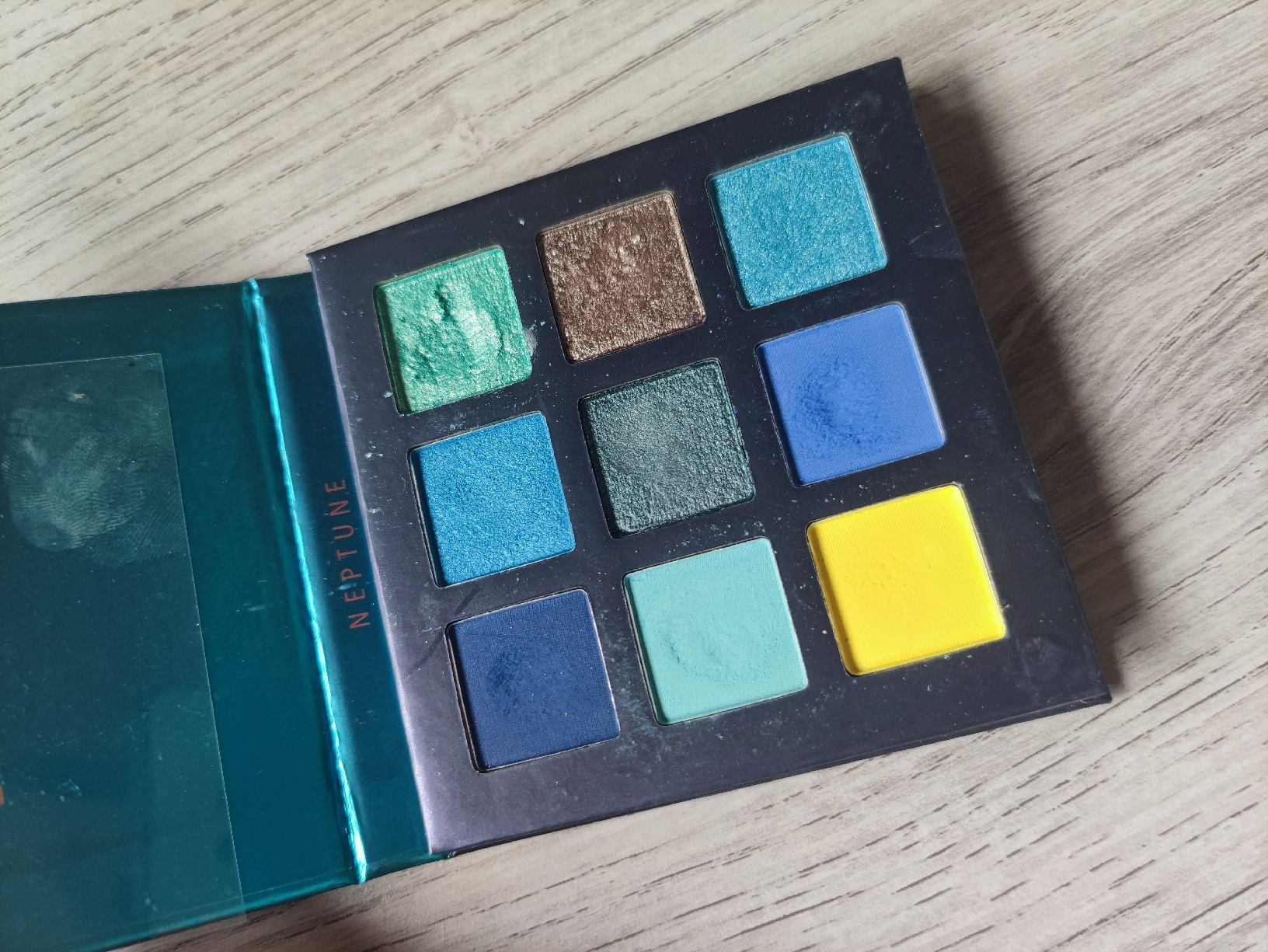 Make-up: Neptune Beauty Galzed Lidschattenpalette – Usato da Nottwil venduto da sukkus.ch 1