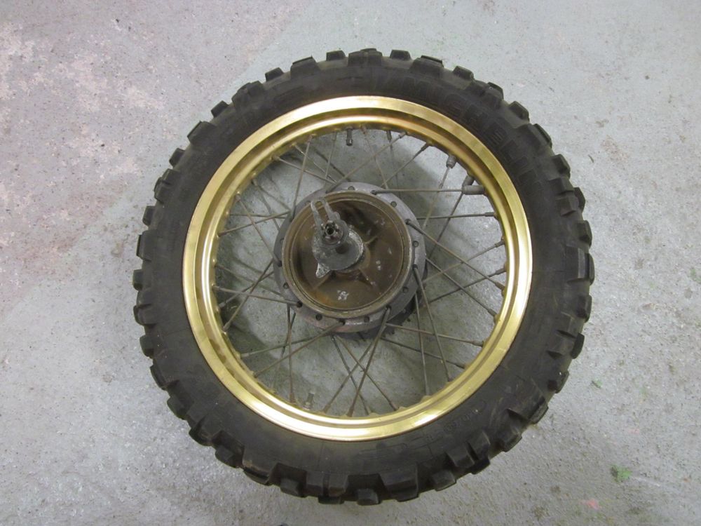 Cales pieds arrière Yamaha 600 XT - 43F main image 1