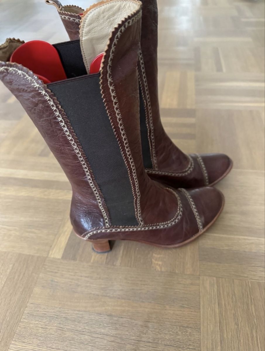 Scarpe da donna: vintage leder Stiefe, Grösse 38 – Usato da Pfäffikon SZ venduto da Yadeke 1
