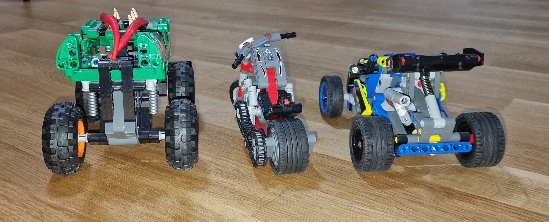 Lego Giocattoli: Lego Technic Motorrad , Offroad Buggy , Monstertruck – Usato da St. Gallen venduto da mah_c2qp 1