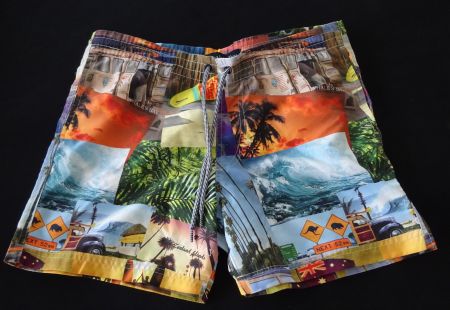 Gr. S Badeshorts von Whale's Bay