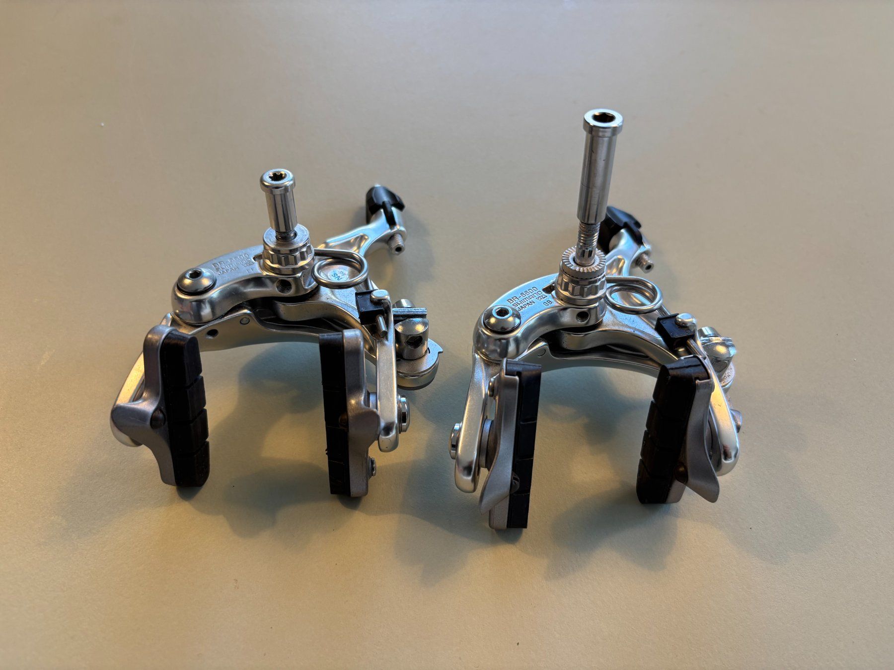 Shimano Pezzi di ricambio: Shimano Ultegra BR-6600 – Nuovo (secondo la descrizione) da Zürich venduto da fa_schwa 1
