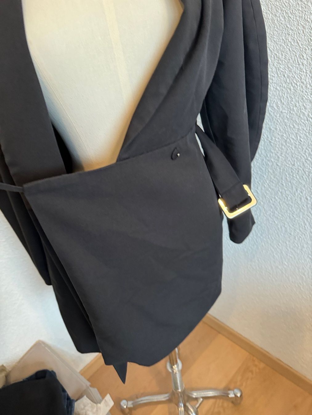 Jacken: NAKD Blazer Damen Gr. 36 Schwarz – Gebraucht aus Kirchdorf AG von coco123 3