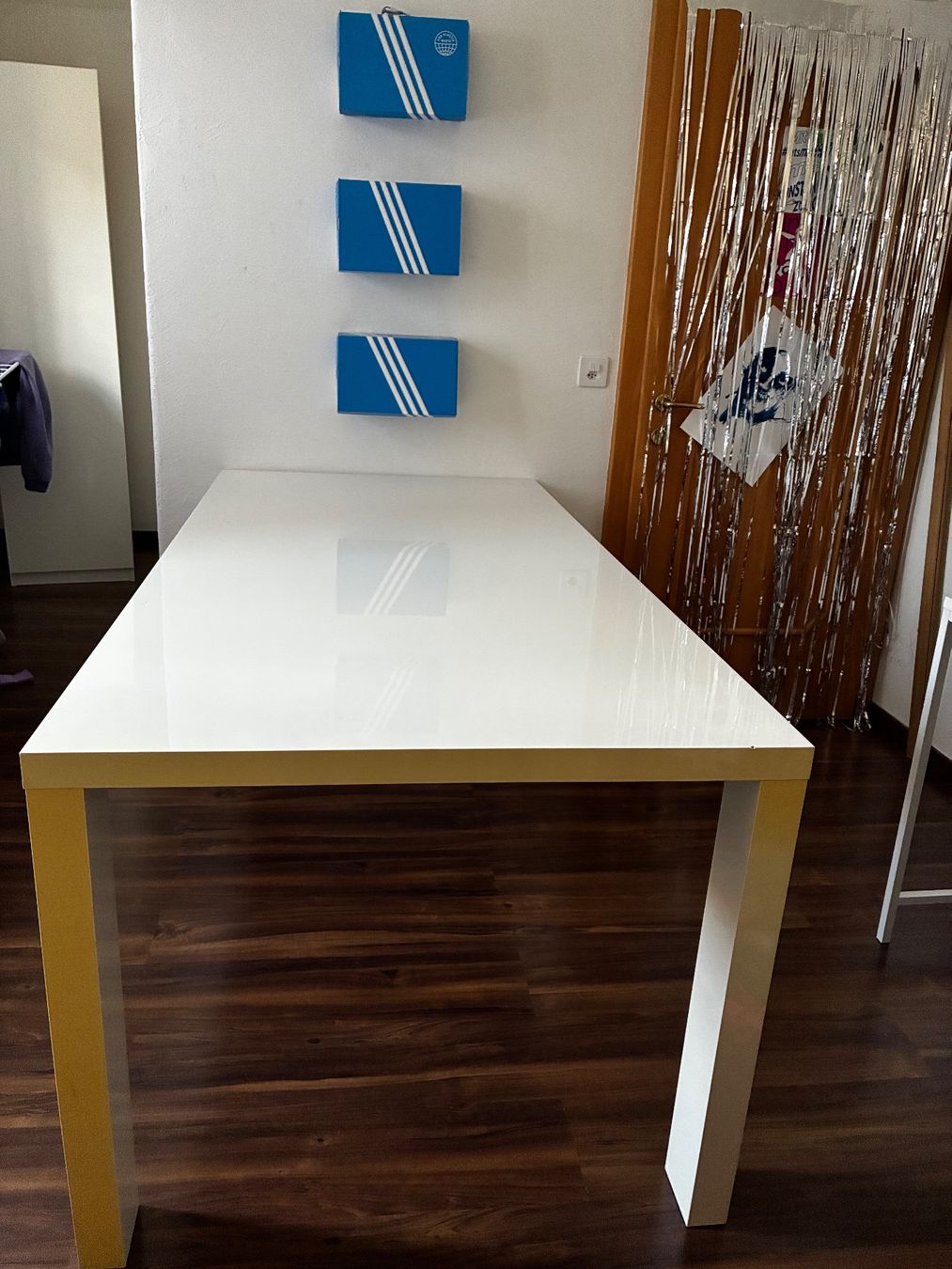 Interio Tavoli: Weisser Tisch 180x90x76h – Usato da Winterthur venduto da 4Klang