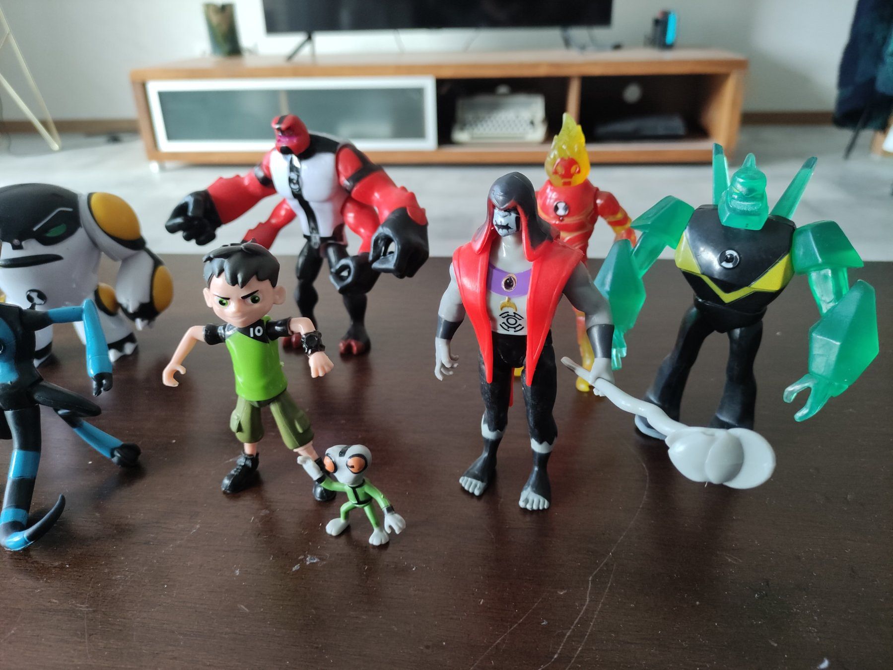 Jouets: Ensemble de 9 jouets Ben 10 – Neuf (Voir description) à YVERDON-LES-BAINS par Tony-no 4