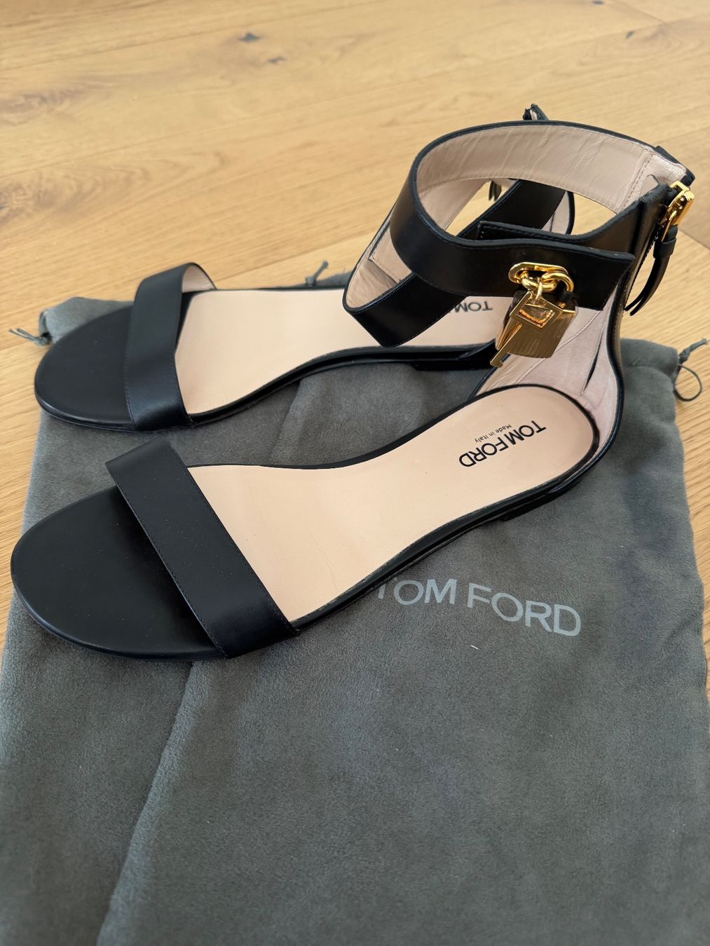 Tom Ford Chaussures femmes: Tom Ford Leather Sandals – D'occasion à Zürich par ank_5qjk 3
