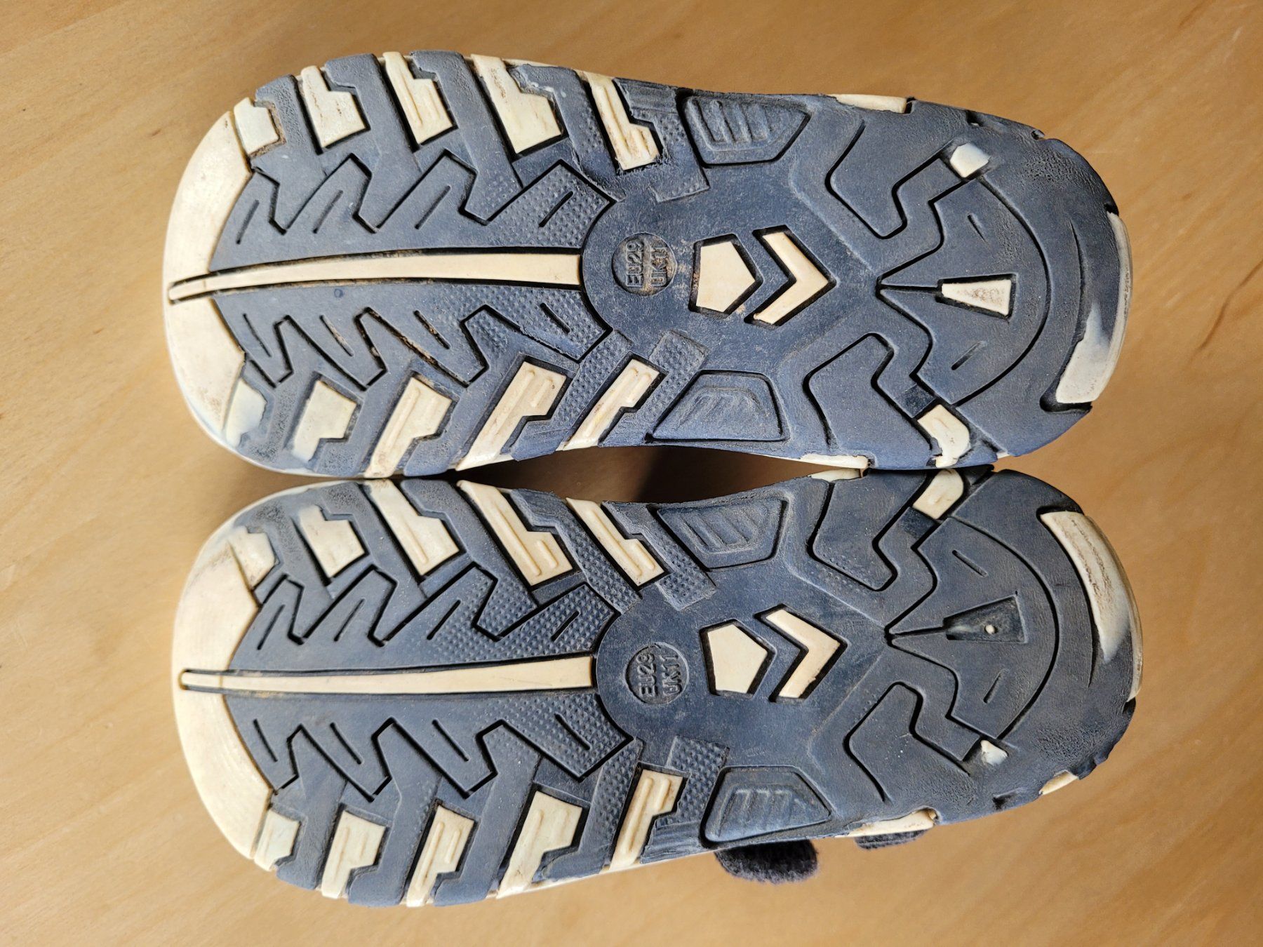 Scarpe per ragazzi: Sandalen Grösse 29 – Usato da Wiesendangen venduto da samoalk 2