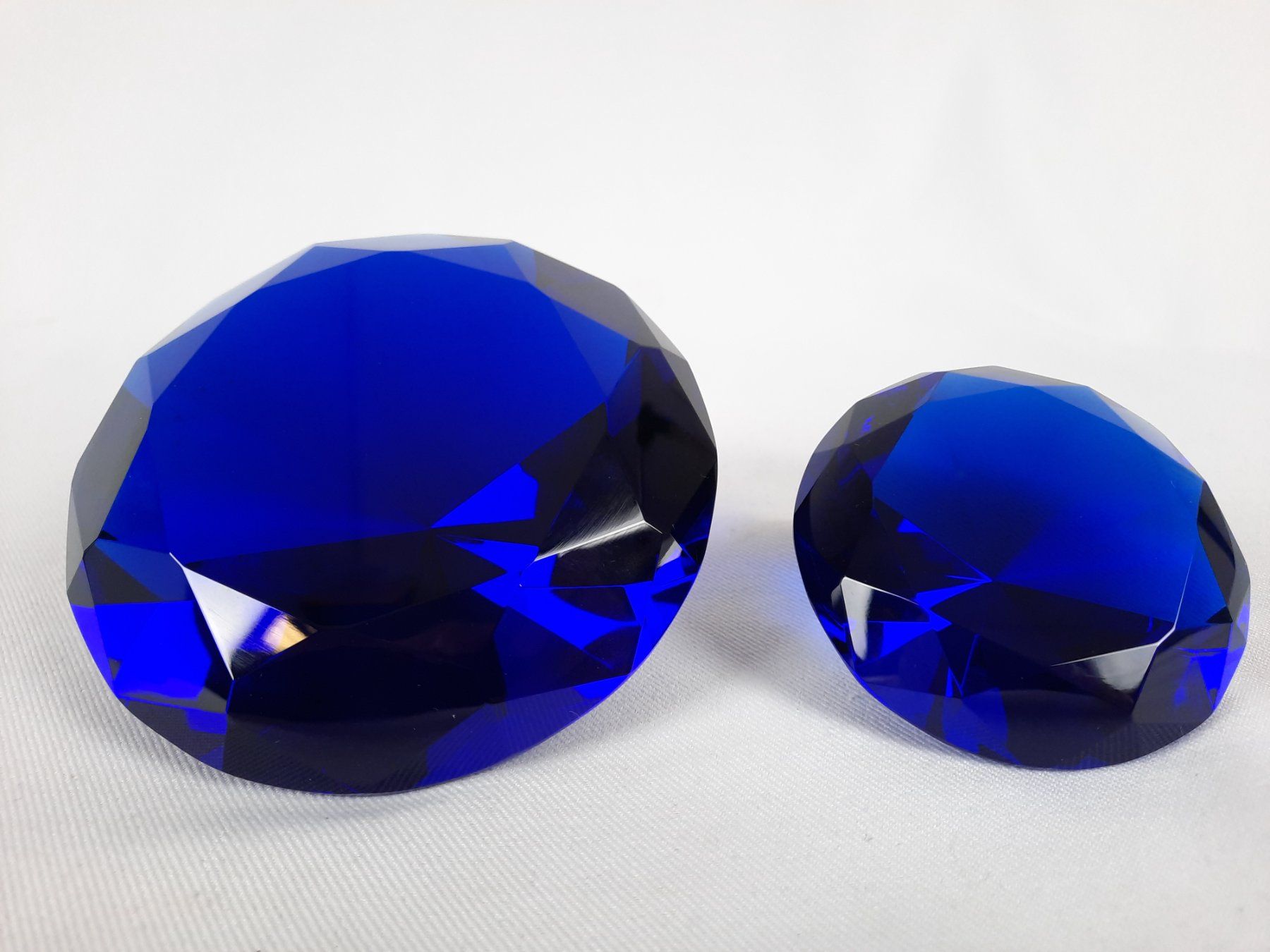 Verres: 2 blaue Glaskristalle – D'occasion à Beinwil am See par Restwert_Beinwil 2