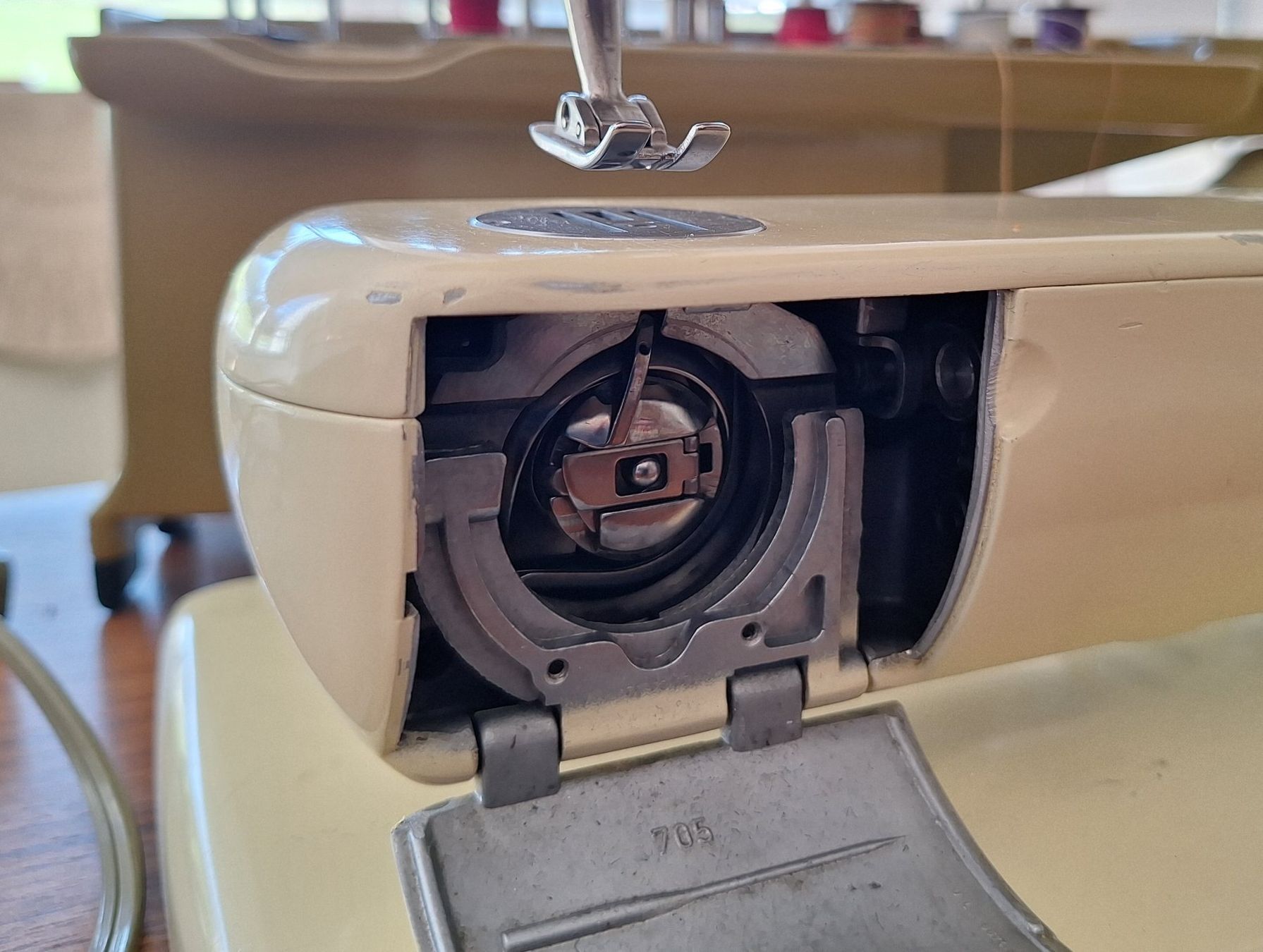 Bernina Nähmaschinen: Bernina Nähmaschine Typ Record 530-2 – Gebraucht aus Winterthur von Xerena 4