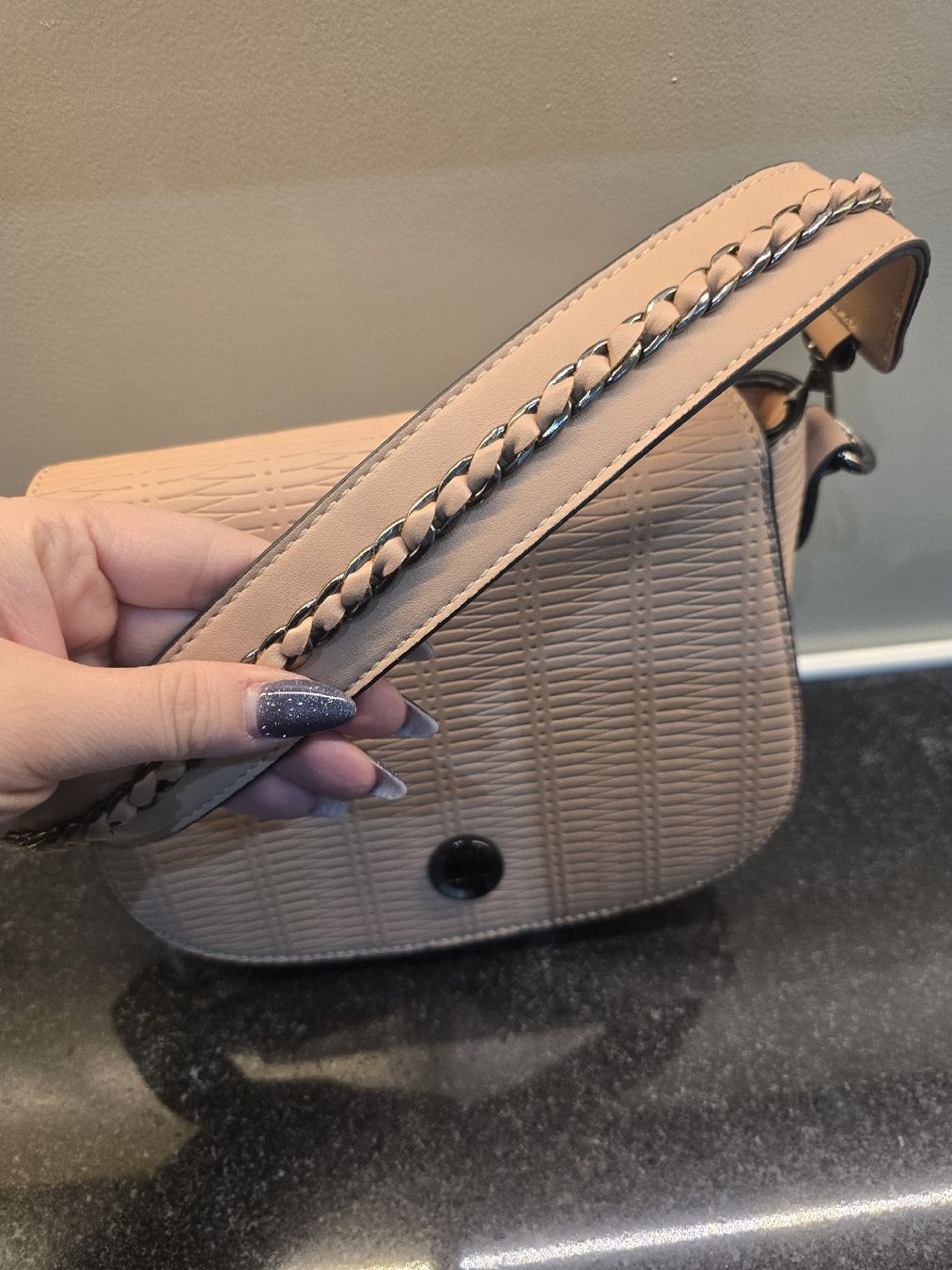 Borse da donna: Handtasche in Altrosa – Nuovo (secondo la descrizione) da Hägglingen venduto da Raff_Ella 1