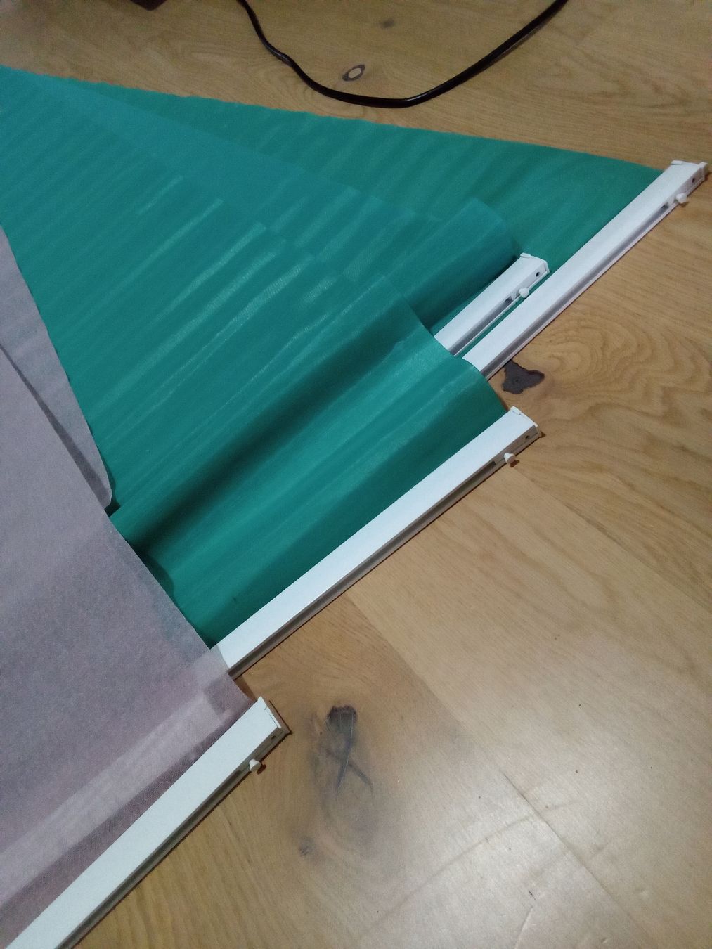 Tende: 7 Schiebevorhänge ca 147cm rosé und grün – Usato da Oberengstringen venduto da Pepper6 3