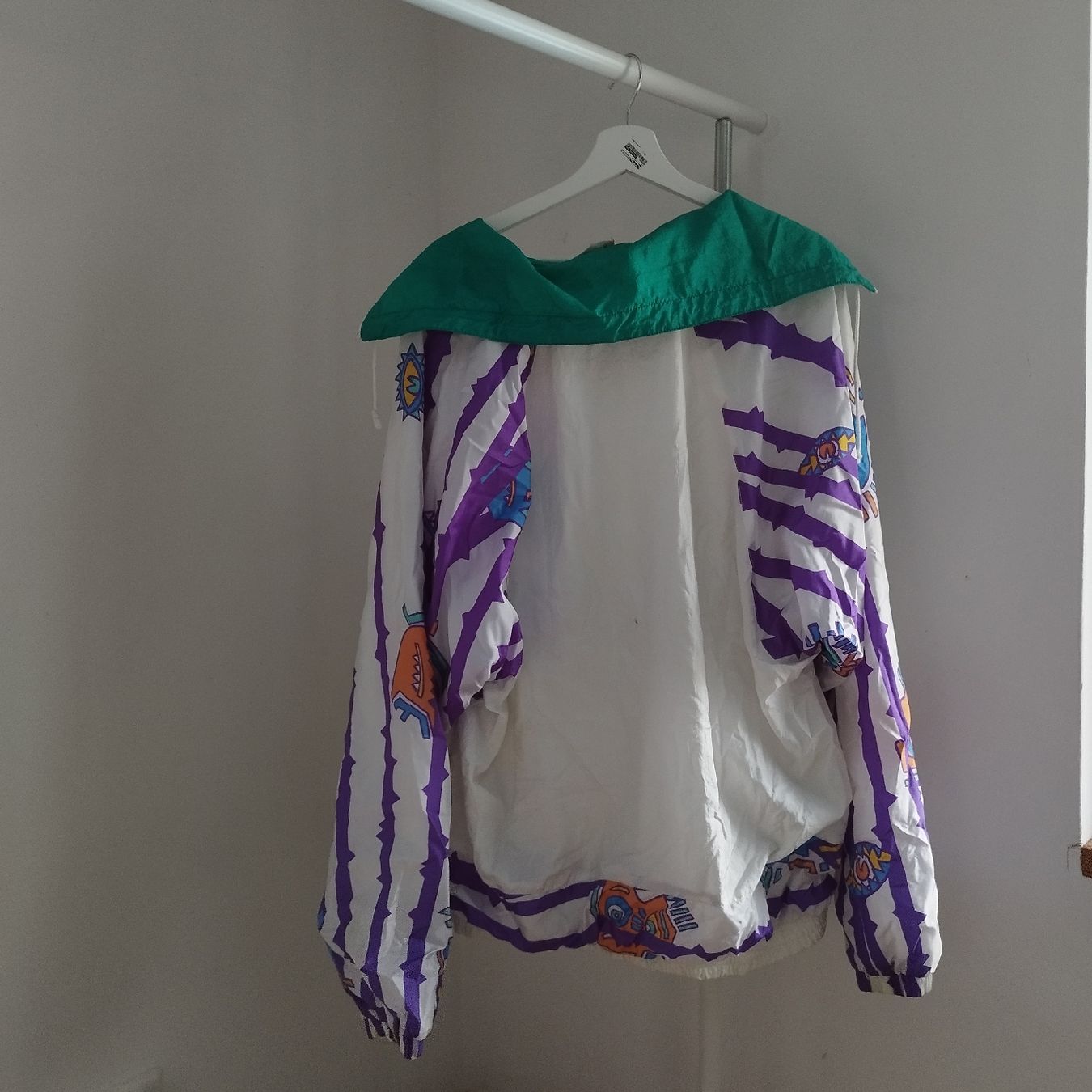 Jacken: Stylische 90er Jahre Windjacke – Gebraucht aus lommis von inf_thv8 4