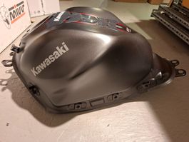 Kawasaki Ninja 650 Tank, leichter Kratzer