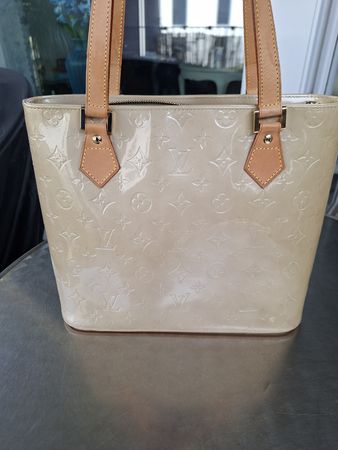 Louis Vuitton Monogram Vernis Artsy MM beige guter Zustand