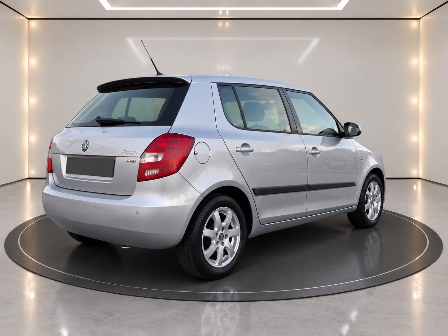 Skoda Automobili: Skoda Fabia – Usato da Moosseedorf venduto da R.ismailji 3