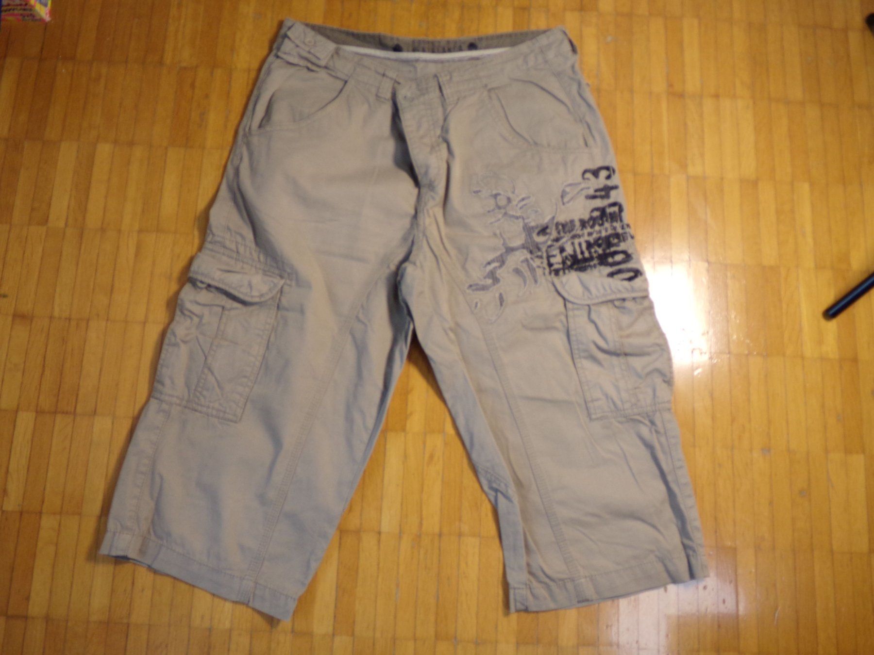 Pantaloni: Herren Sommerhose beige Gr. M   7/8 – Usato da Winterthur venduto da Jessi_di