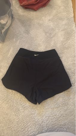 Nike Sport Shorts S schwarz, neuwertiger Zustand