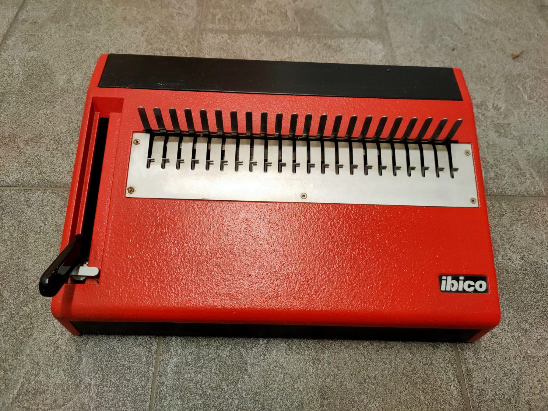 Ibico Macchine rilegatrici: Bindegerät inkl. Material – Usato da Zug venduto da fio_gm7f 3