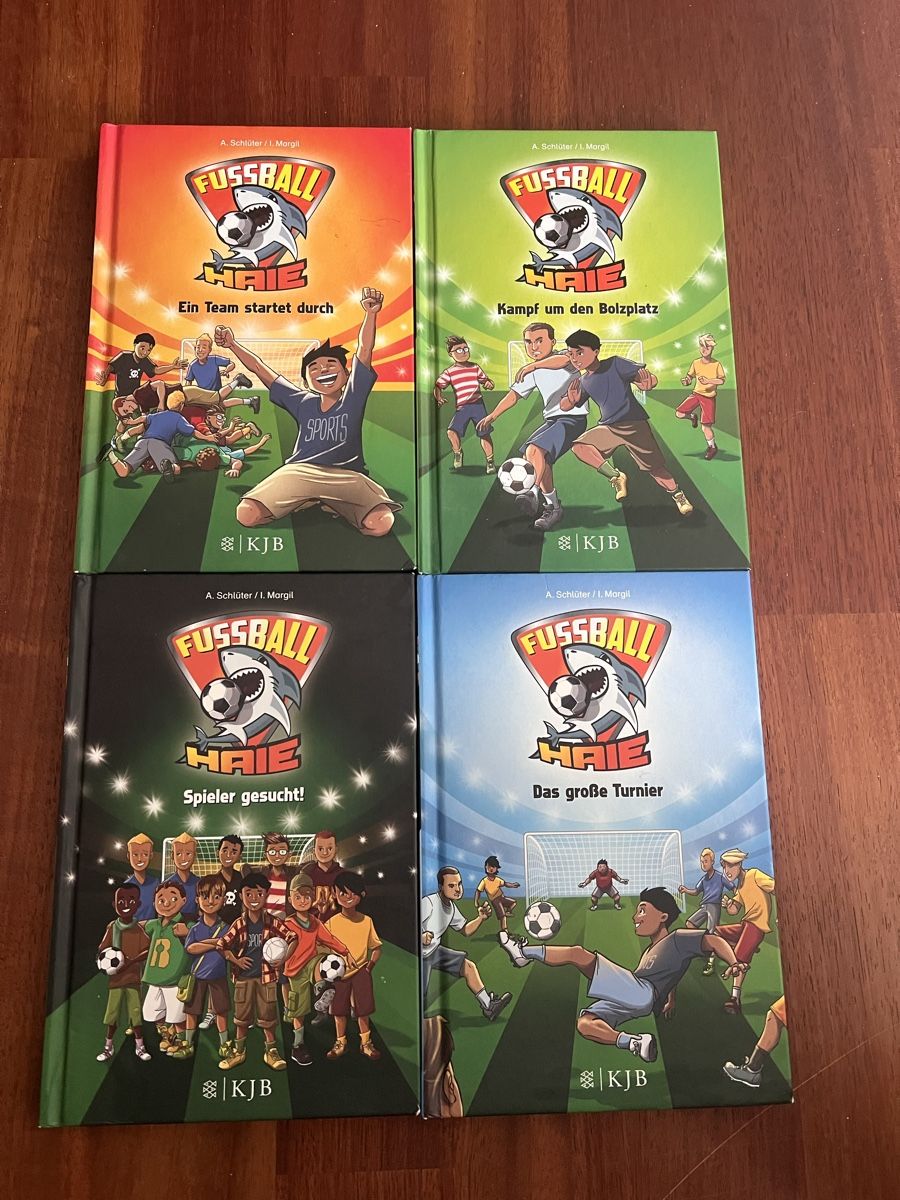 Bücher: Fussball Haie – Gebraucht aus Stallikon von Boeschmar