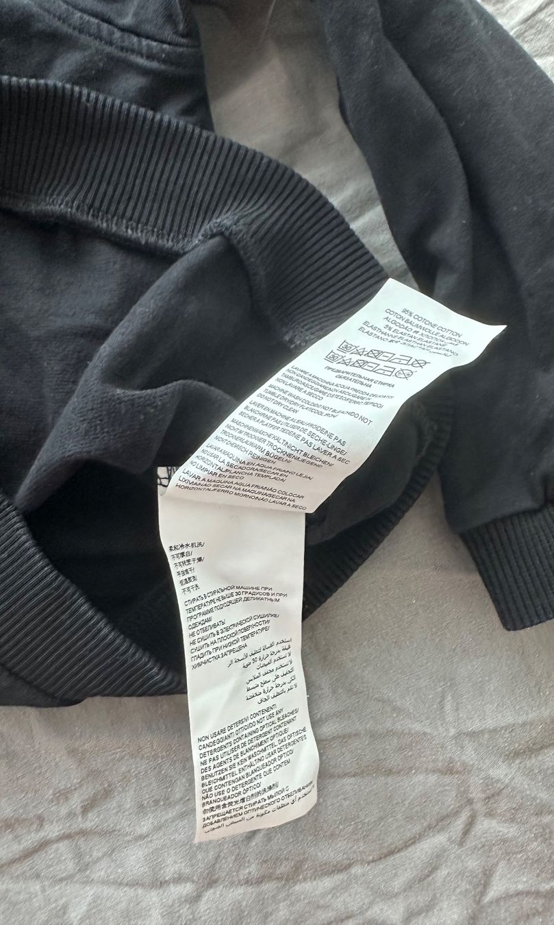 Moschino Maglioni & Felpe: Moschino Sweatshirt – Usato da Dürrenroth venduto da tvy_bh56 5