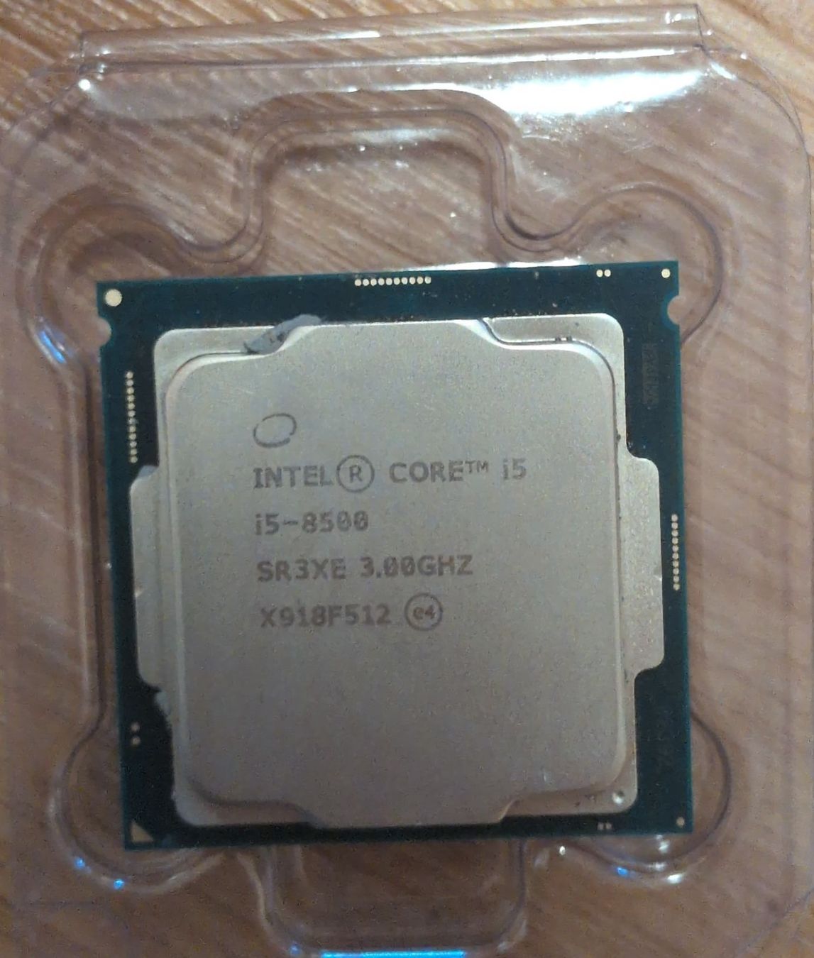 Intel Componenti elettronici: Intel Core i5-8500 CPU  – Usato da Sumiswald venduto da Nick_Stalder